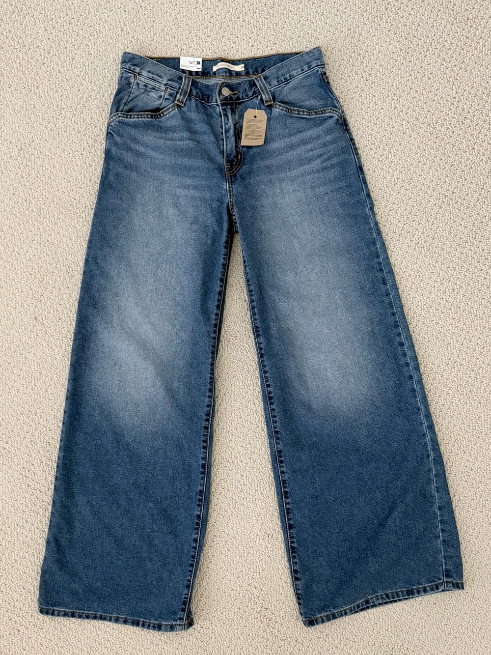 NWT Levi’s ‘94 Baggy Wide Leg Jeans - Picture 3 of 9